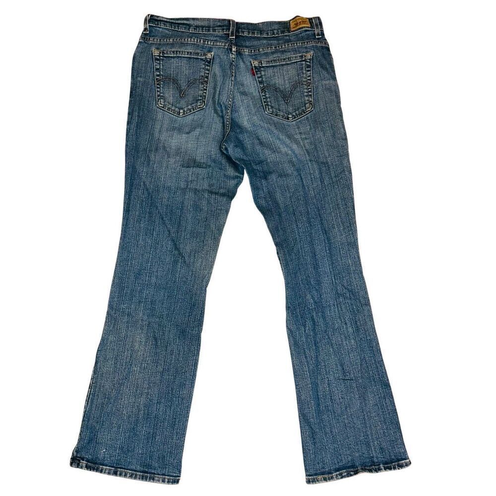 Levi's Women's Size 12 Medium Relaxed Boot Cut 550 Stretch Jeans - Picture 2 of 5
